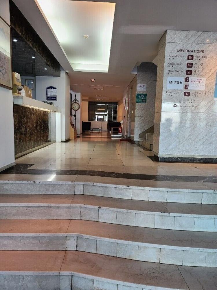 Dongdaemun Hotel